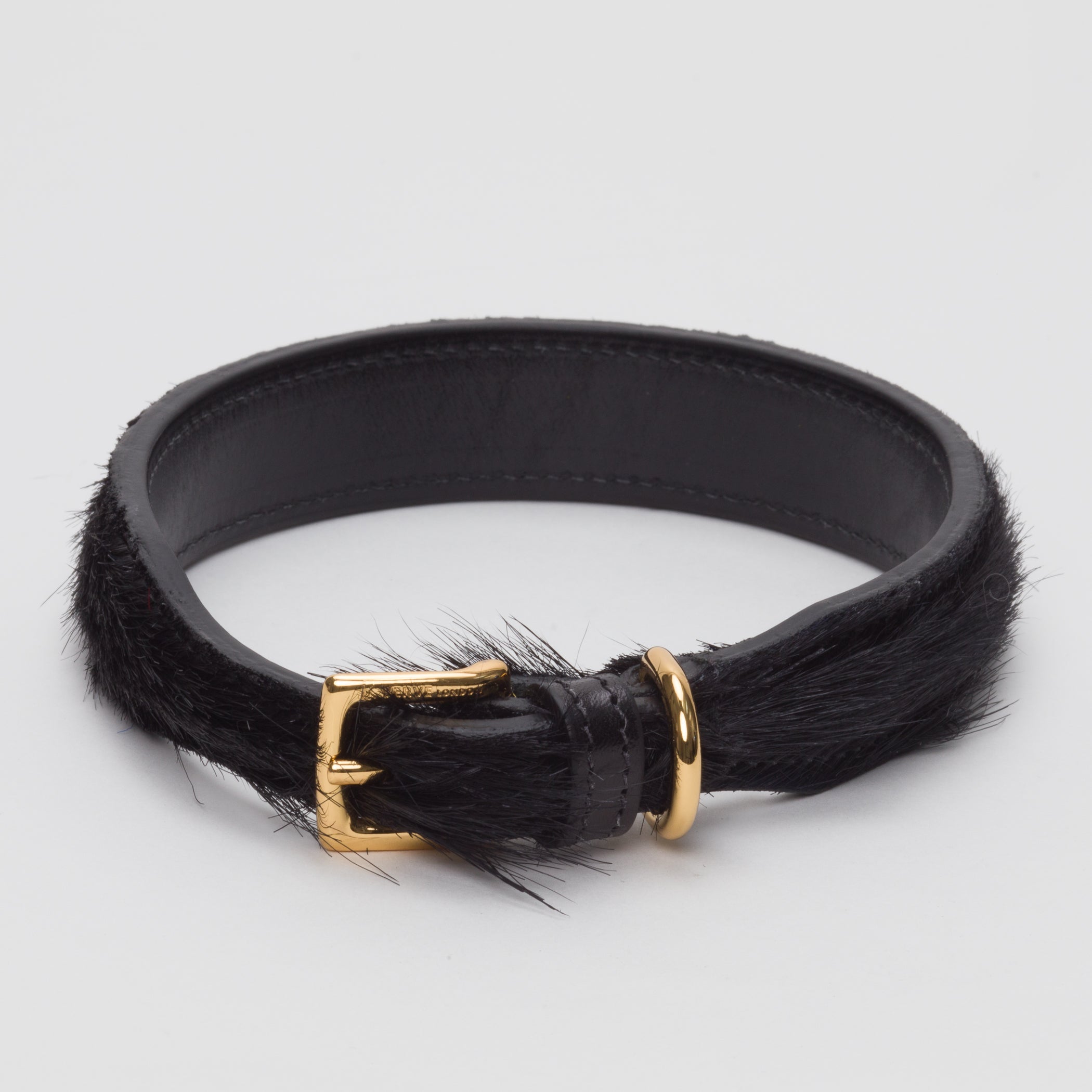 Luxury Black SpringBok Collar for Medium Dogs – SpringBok Leather Collar