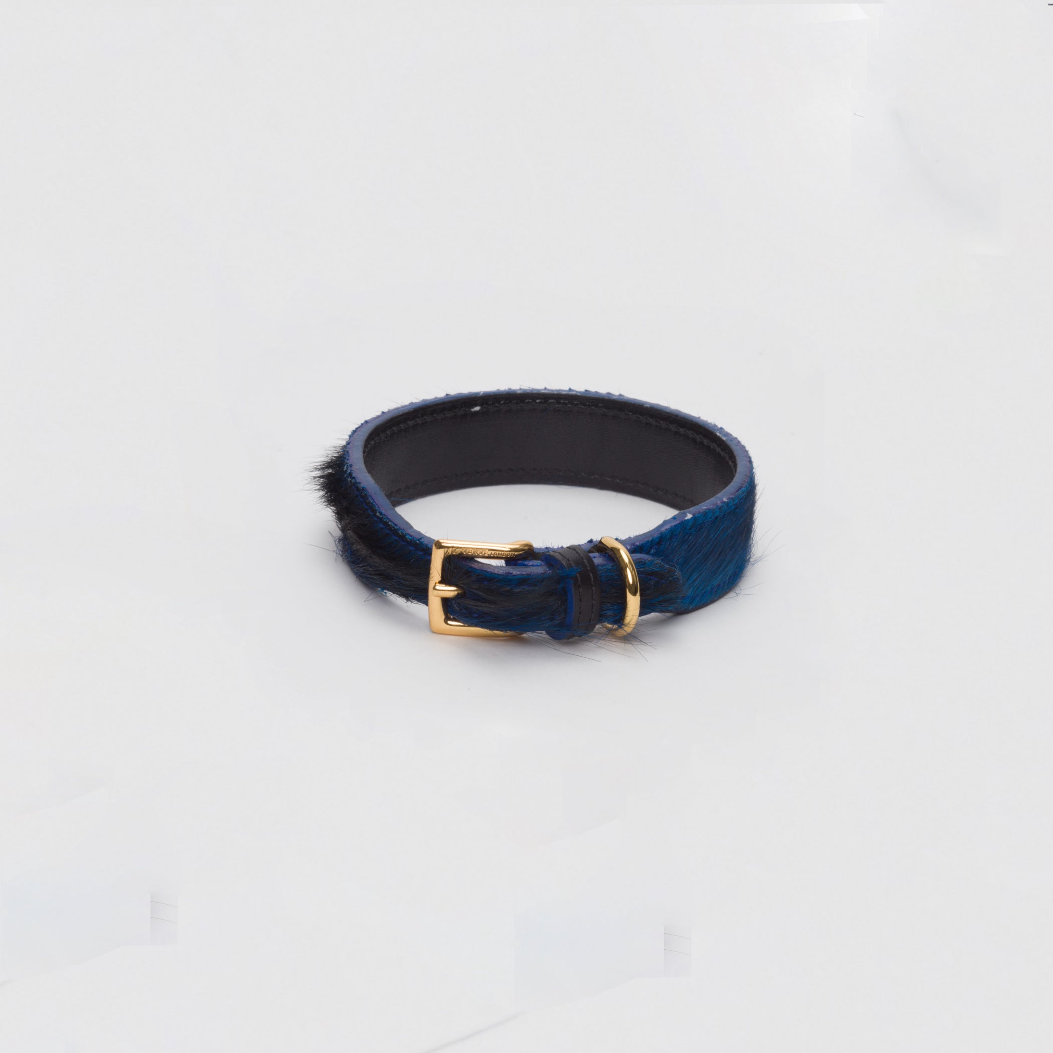 Luxury Dark Blue SpringBok Collar for Medium to Large Puppies – SpringBok Leather Collar